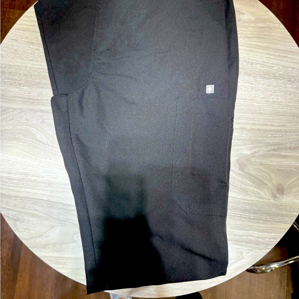 Figs Black Straight Leg Scrub Pants